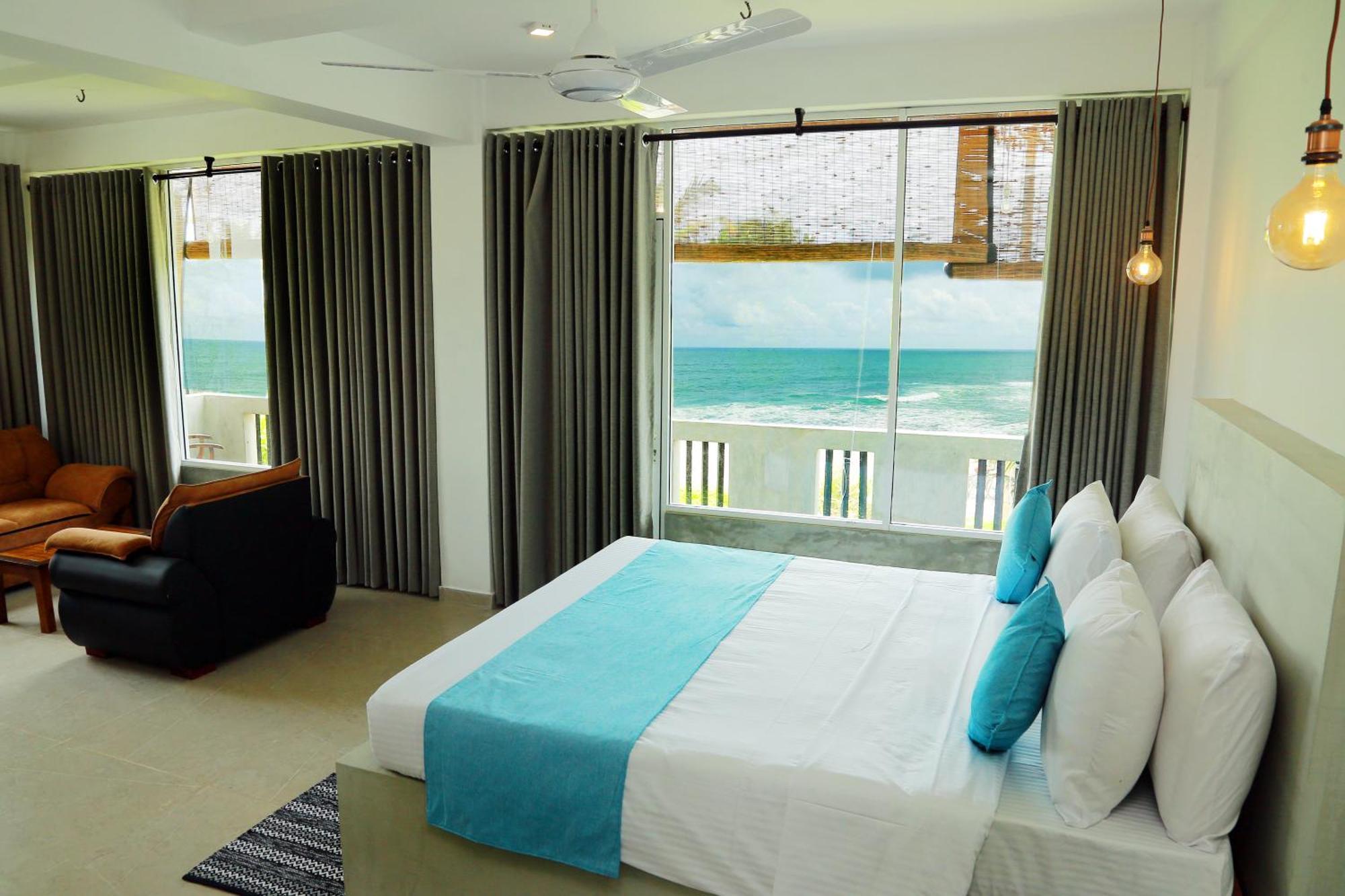 Hotel Cocos Midigama East Exterior foto