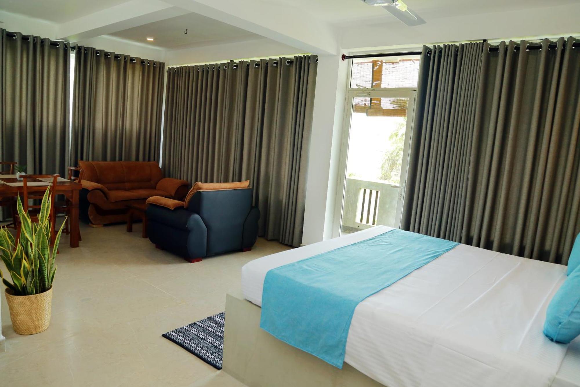 Hotel Cocos Midigama East Exterior foto