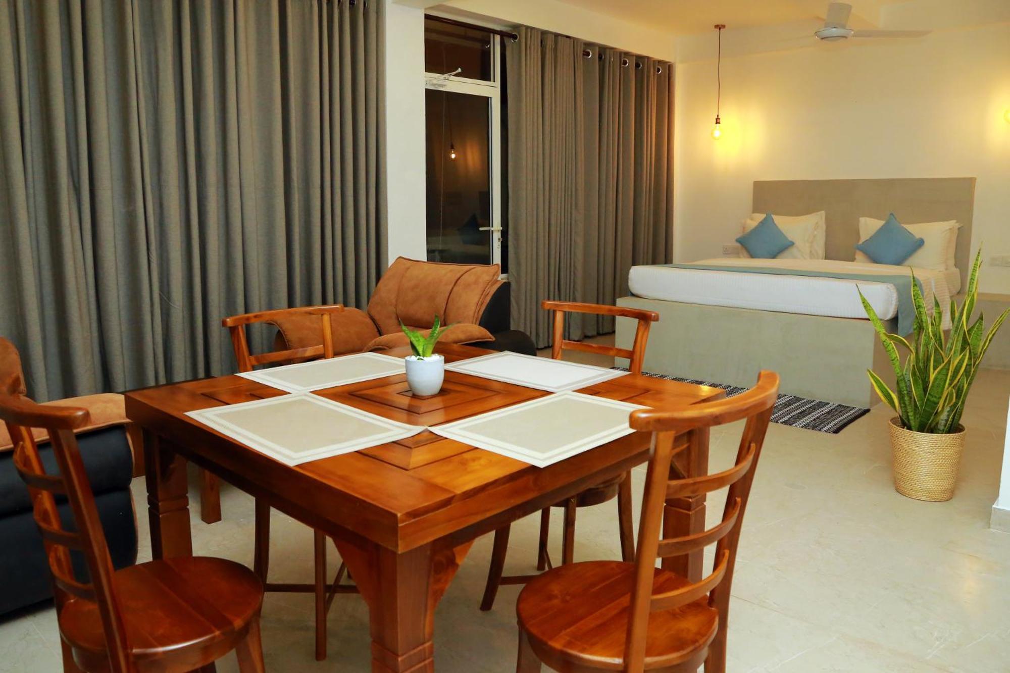 Hotel Cocos Midigama East Exterior foto